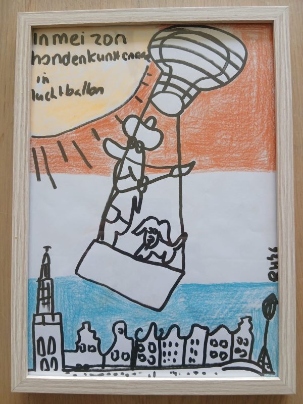 Hondenkunstenaar in Luchtballon